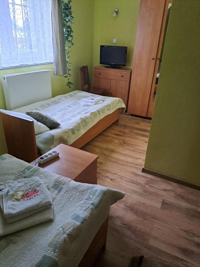 Hotelik Warmia -Pensjonat, Hostel Лидзбарк Вармински Екстериор снимка